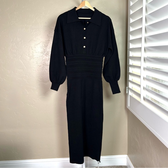 Sold - Picture 3 of 10